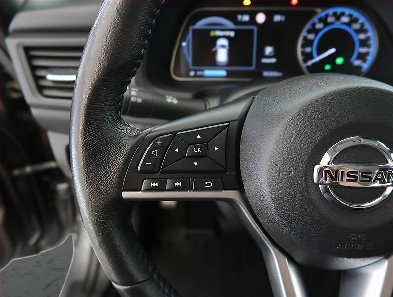Nissan Leaf (2021) 40 kWh, SoH 90%, Automat - fotka 17 z 24