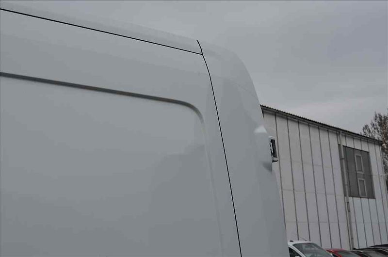 Ford Transit (2021) 2,0 D - fotka 10 z 19