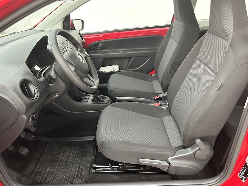 Škoda Citigo 1.0 MPI Ambition Plus - fotka 16 z 23