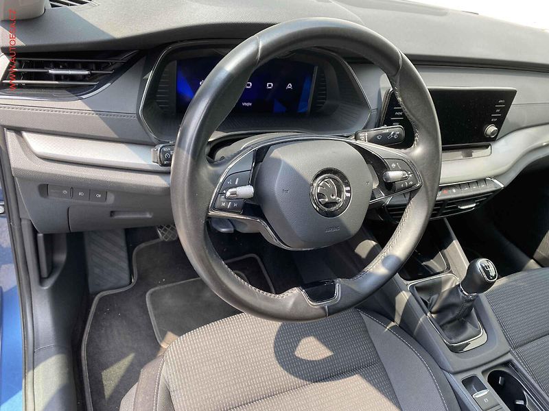 Škoda Octavia (2021) 2.0 TDi, ČR, Ambition, LED - fotka 12 z 16