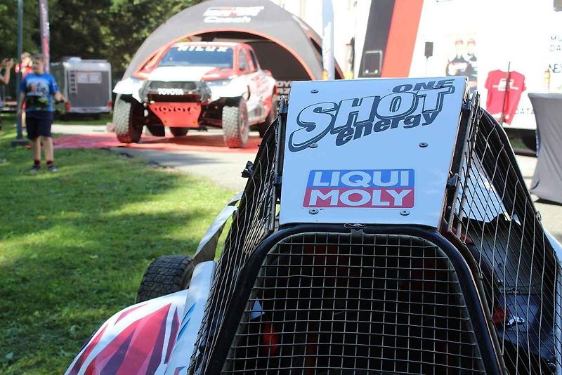 Festival MotorSvět se do areálu Psychiatrické nemocnice v Havlíčkově Brodě vrátil.po dvou letech. Jednou z ozdob bylo Lamborghini Gallardo.