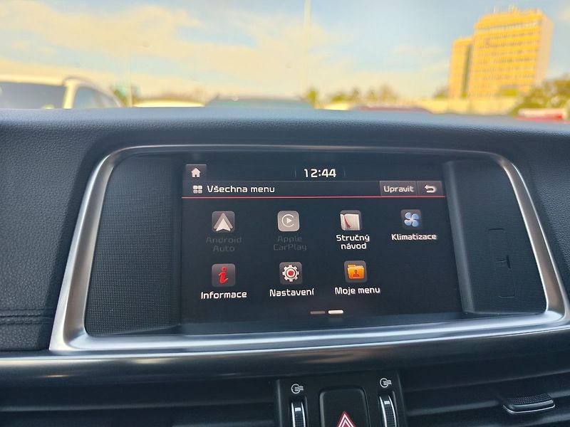 Kia Optima 2.0 GDI/151kW Premium PHEV DCT - fotka 22 z 43