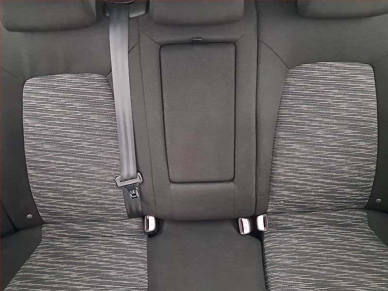 Kia Ceed (2007) LX 1.6 i, Serv.kniha, nová STK - fotka 10 z 17