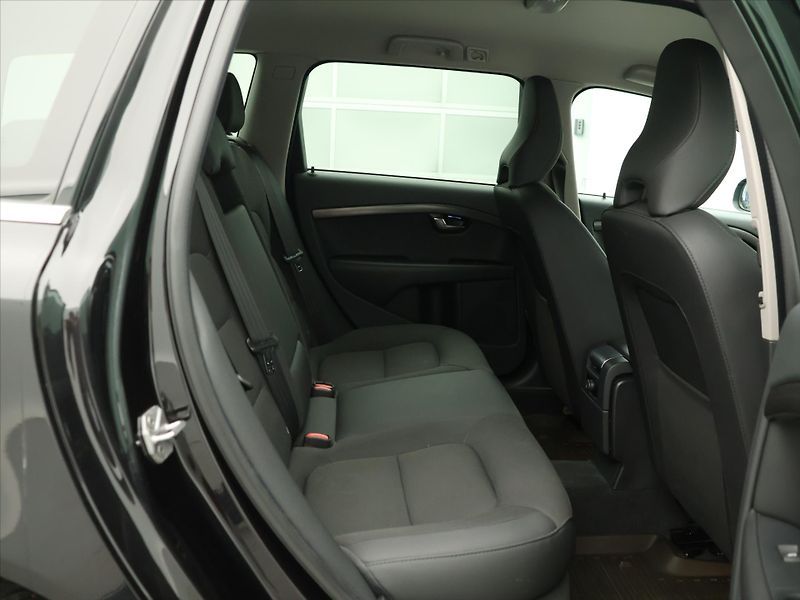 Volvo V70 2.0 D3 110kW Navi - fotka 13 z 31