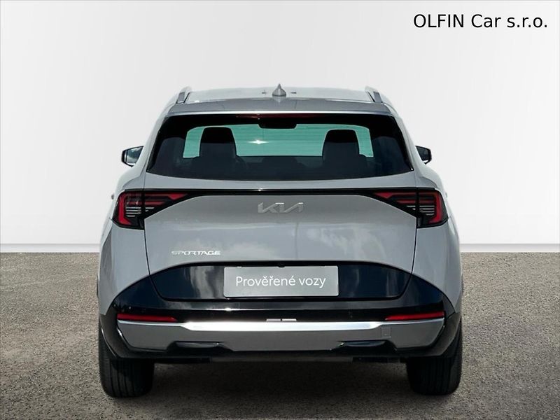 Kia Sportage 1,6 T-GDi 110kW 4x2 TOP - fotka 8 z 28