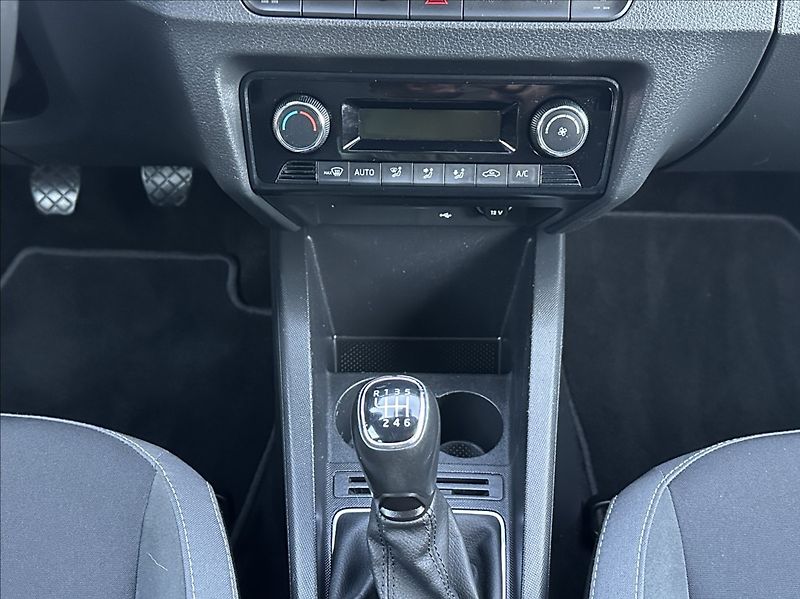 Škoda Fabia 1,0 TSI 110PS  Style Plus - fotka 27 z 53