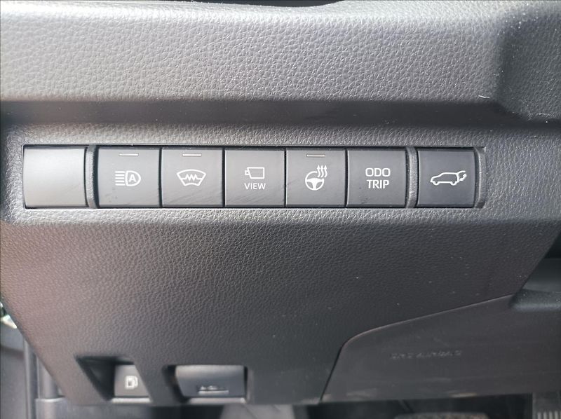 Toyota RAV4 2,5 PHEV Selection - fotka 11 z 18