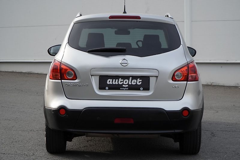 Nissan Qashqai 1.5 dci 7MÍST - fotka 13 z 29