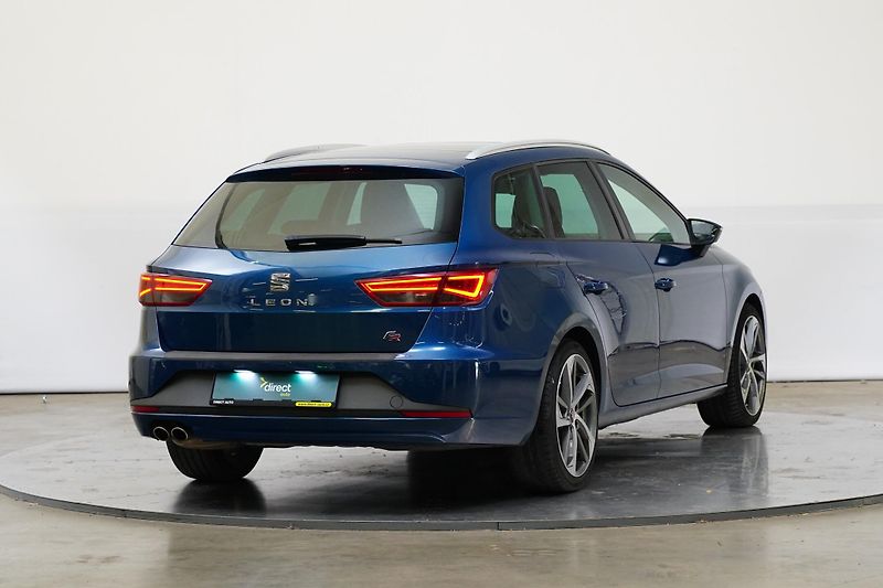 Seat Leon - fotka 2 z 27