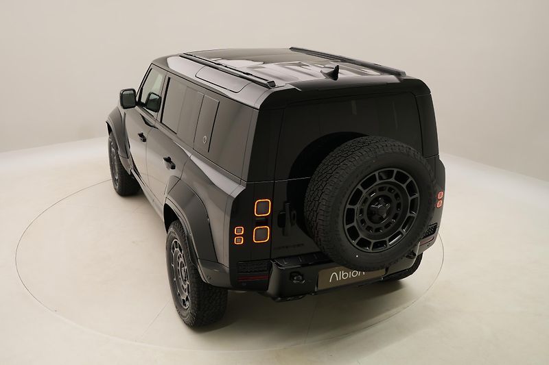 Land Rover Defender (2026) OCTA BLACK AWD AUT - fotka 16 z 79