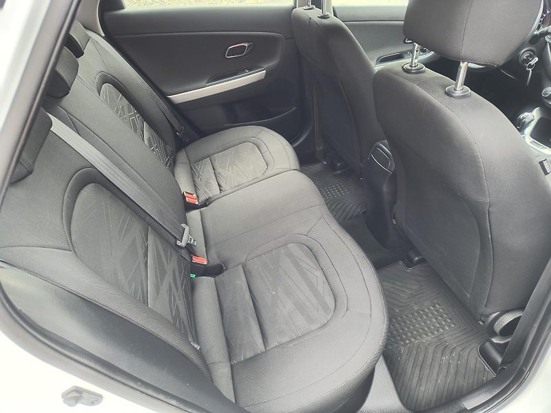 Kia Ceed (2018) 1.6 CRDI 100KW/AC/PDC/LED - fotka 17 z 50