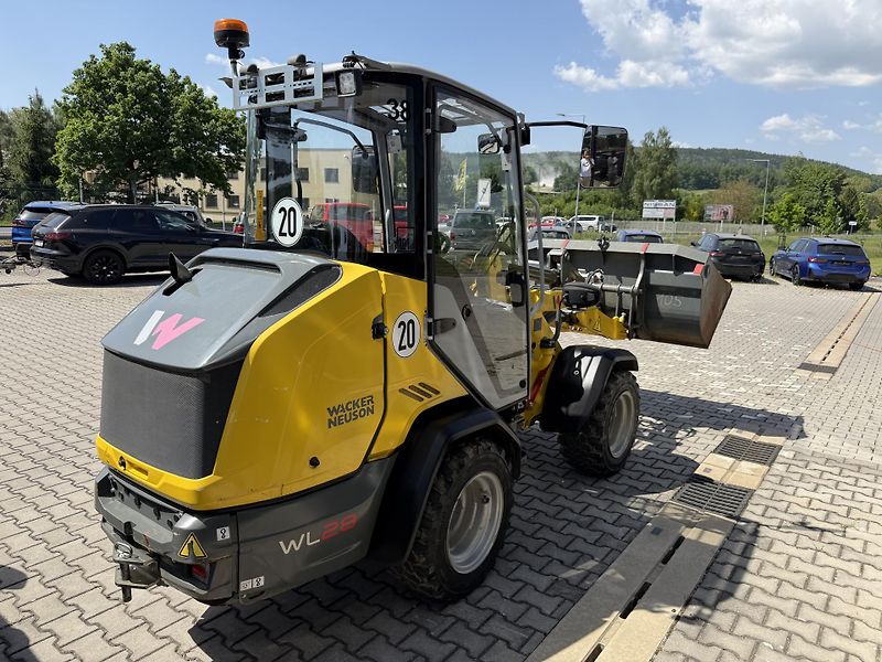 Wacker (2021) WL 28 TOP STAV! - fotka 4 z 18