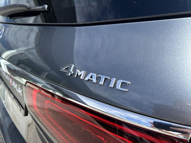 Mercedes-Benz GLS 400d 4MATIC AMG AIRMATIC - fotka 9 z 36
