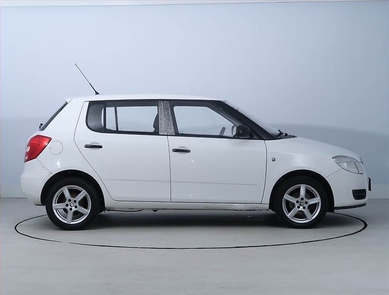 Škoda Fabia (2009) 1.2, po STK, jezdí výborně - fotka 6 z 14