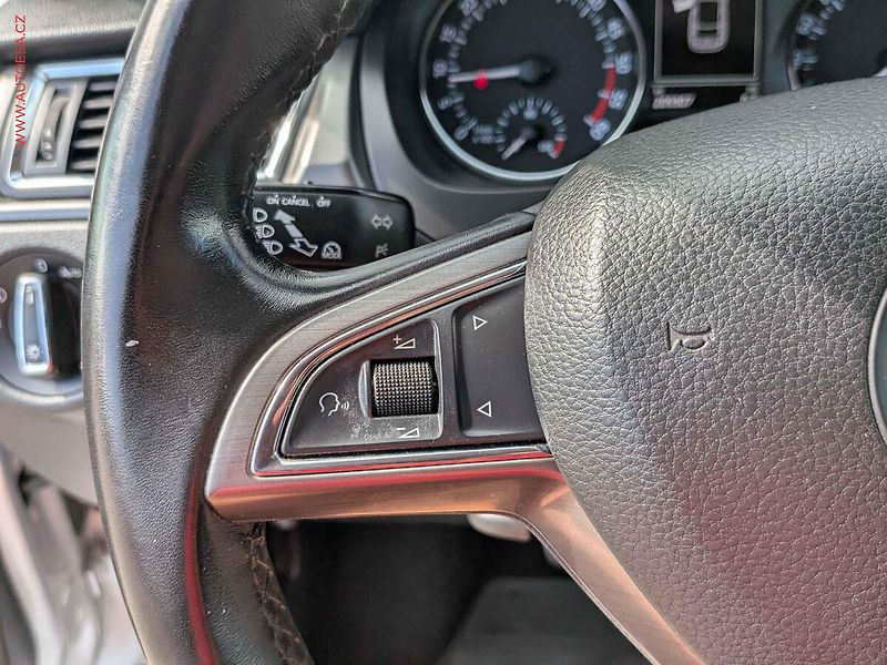 Škoda Rapid (2017) 1.6 TDi, ČR, Style - fotka 13 z 17