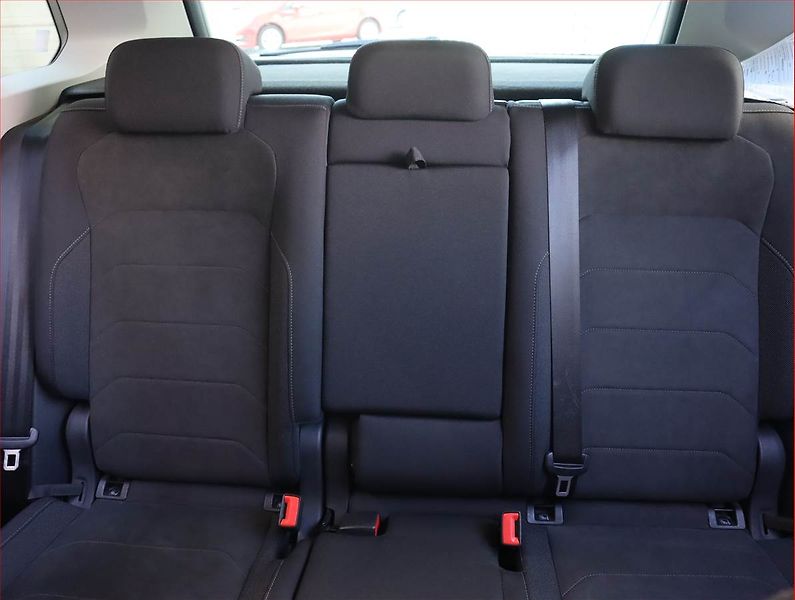Volkswagen Tiguan (2021) 1.5 TSI - fotka 10 z 22
