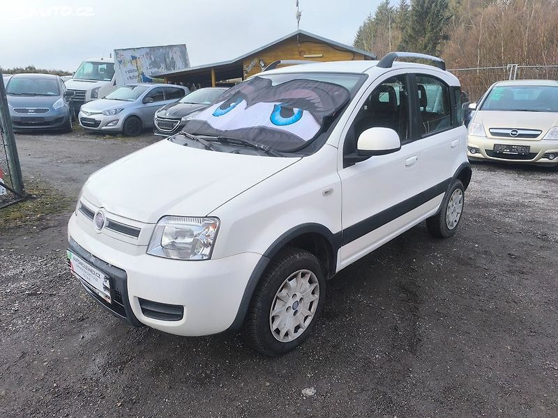 Fiat Panda (2011) 4X4,KRÁSNÁ,KLIMA,SERVIS,1MAJ56 - fotka 2 z 22
