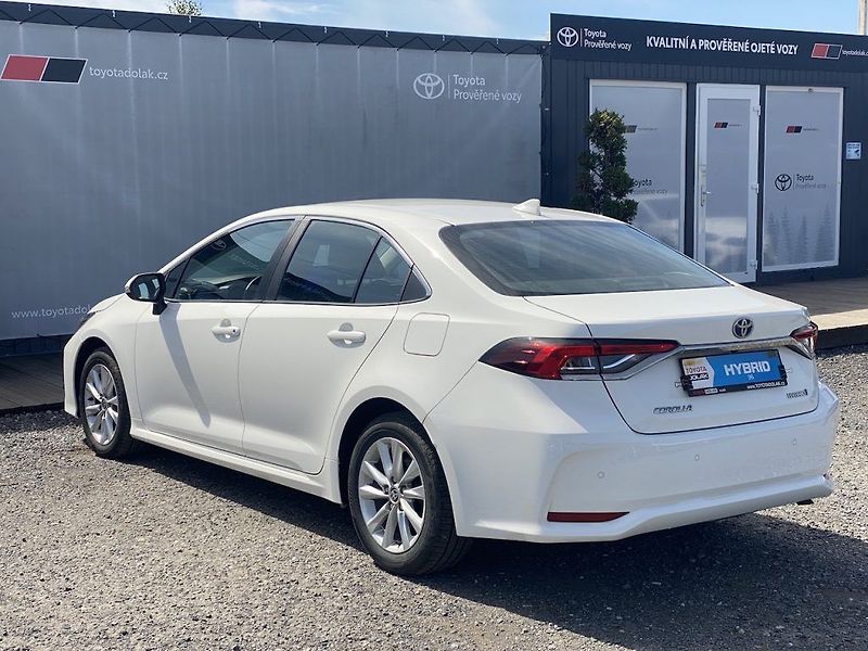 Toyota Corolla 1.8HEV, ČR, ComTech, DPH - fotka 5 z 15