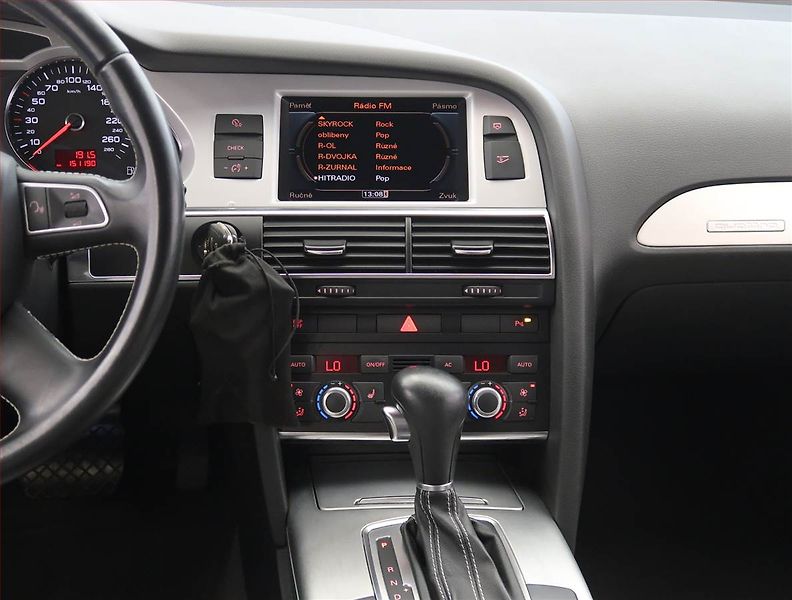 Audi A6 (2010) 3.0 TFSI, 4X4, Automat - fotka 12 z 29