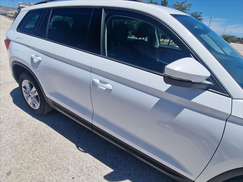 Škoda Kodiaq 2,0 TDi 110kw DSG 4x4 Executiv - fotka 10 z 17