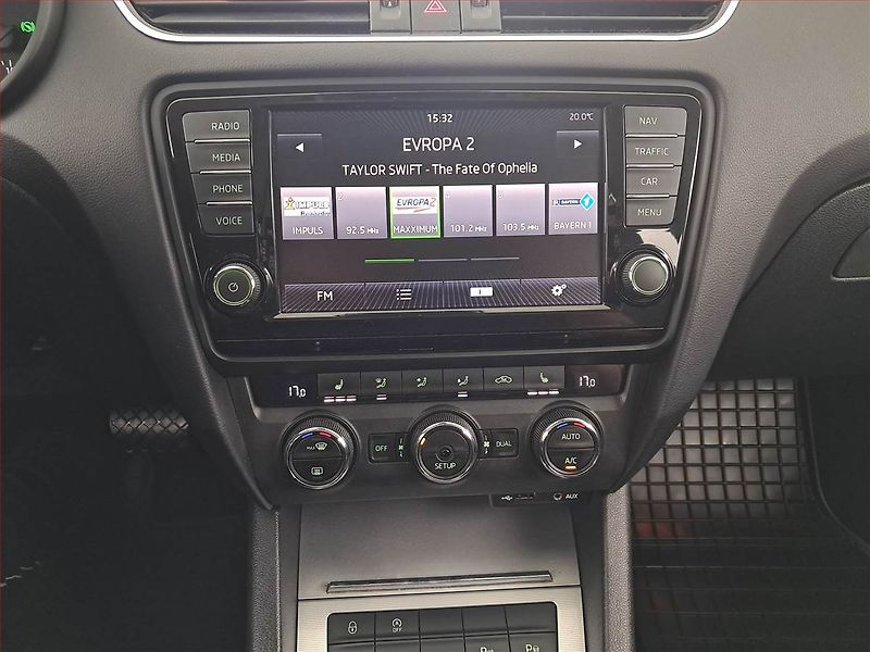 Škoda Octavia (2014) Style Plus 1.2 TSI, Automat - fotka 12 z 18