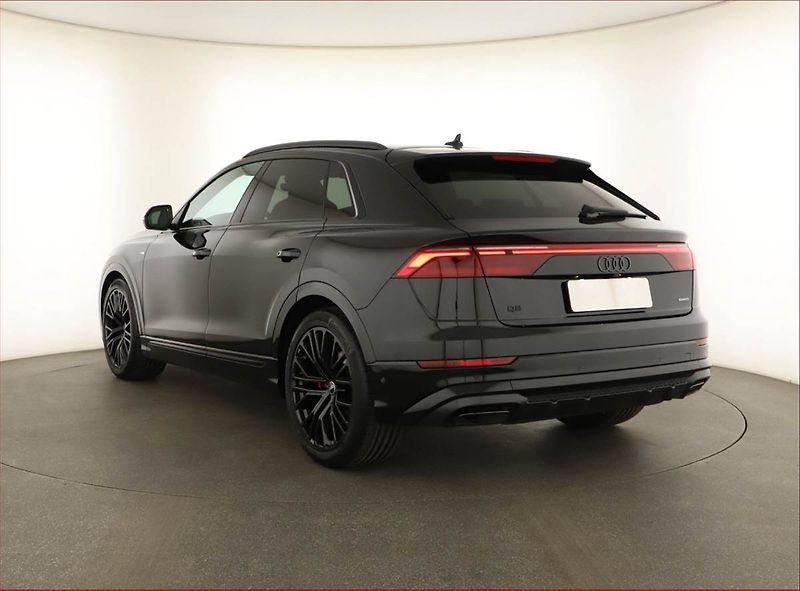 Audi Q8 (2025) 50 TDI, S-LINE, VZDUCH - fotka 4 z 20