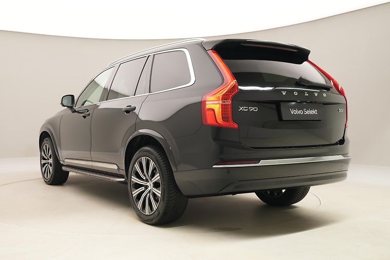 Volvo XC90 B5 AWD BRIGHT ULTIMATE AUT 7m - fotka 11 z 56