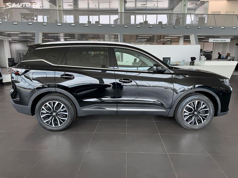 Chery Tiggo 7 PHEV (2026) UNIQUE PANORAMA - fotka 8 z 25