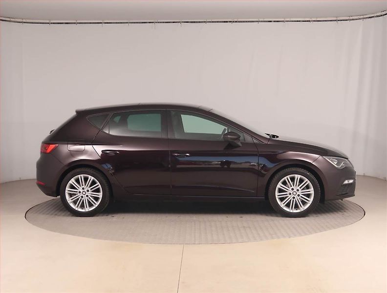 Seat Leon (2018) 1.4 TSI, Automat, Kůže, Navi - fotka 6 z 22