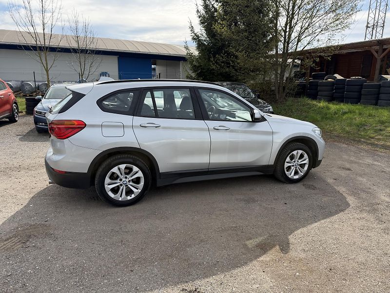 BMW X1 2.0 D XDRIVE - fotka 7 z 21