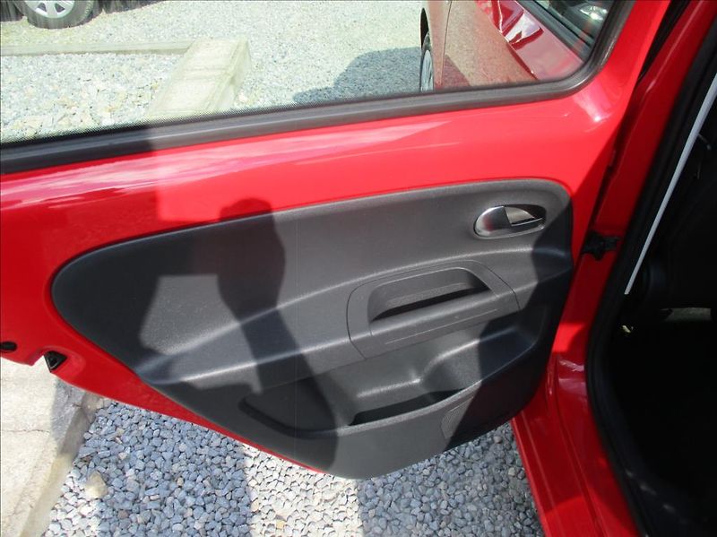 Volkswagen up! 1,0 MPi, klima, serv.kniha, - fotka 14 z 42