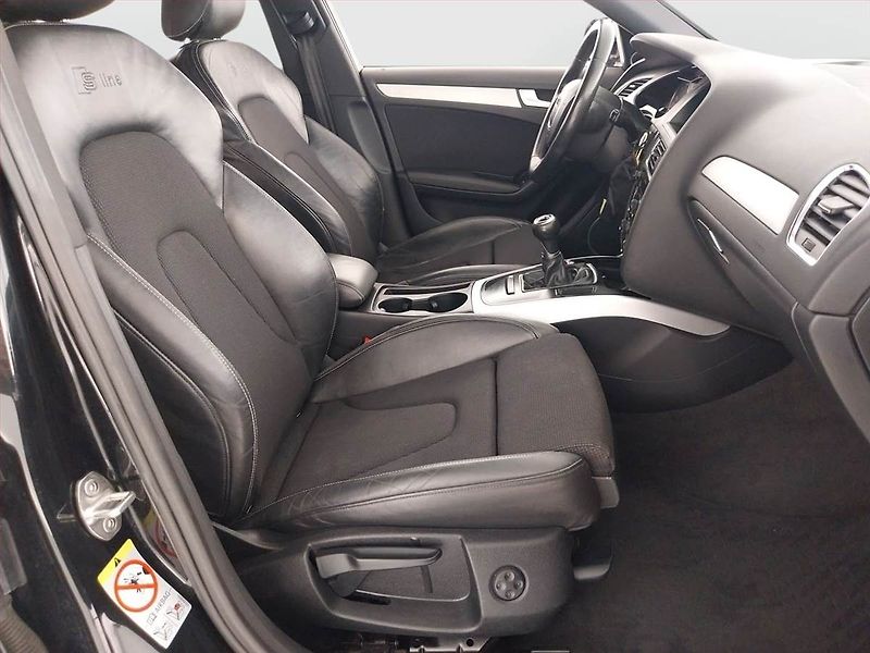 Audi A4 (2010) 2.0 TDI, Serv.kniha, Xenony - fotka 9 z 21