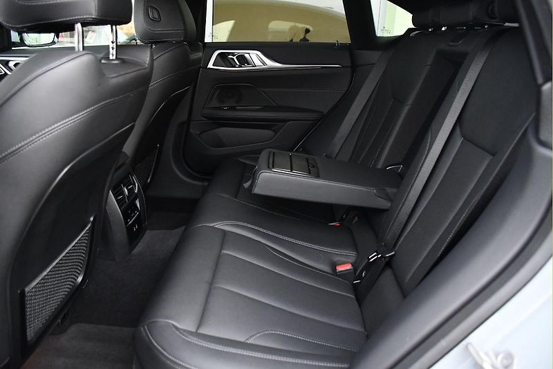 BMW Řada 4 420d xD M-SPORT 1M ČR - fotka 17 z 42