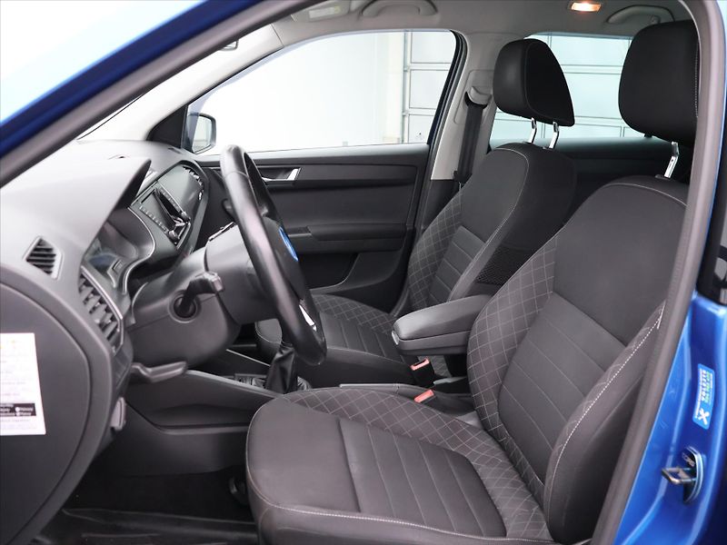 Škoda Fabia 1.2 TSI 81kW Style CZ 1.Maj. - fotka 10 z 29