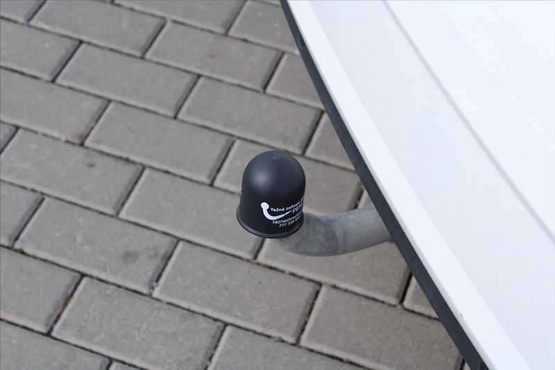 Škoda Octavia 1.6 TDI 85kW LED SERVIS KN. ČR - fotka 22 z 22