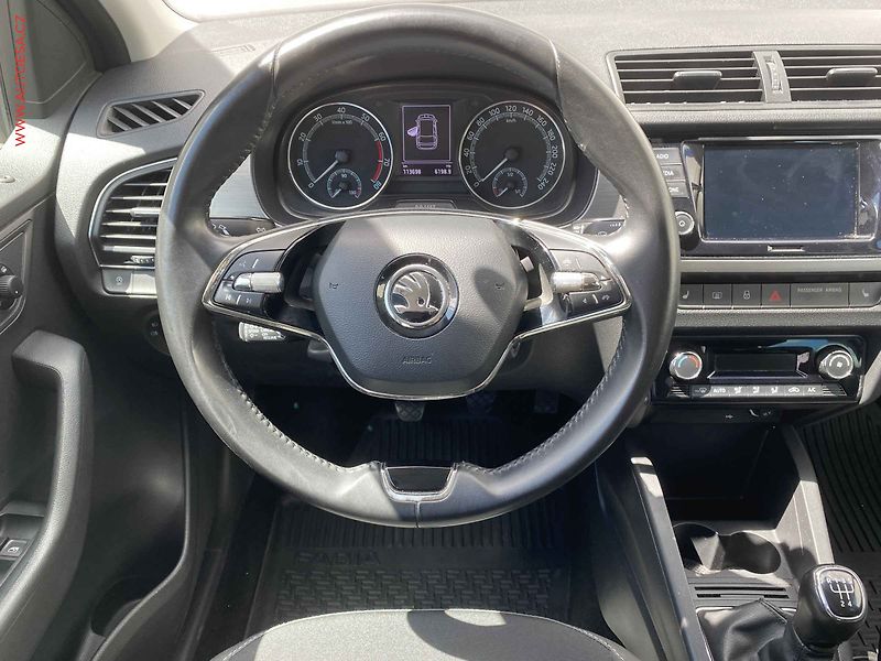 Škoda Fabia (2021) 1.0 TSi, 2.maj,ČR, Style - fotka 11 z 16