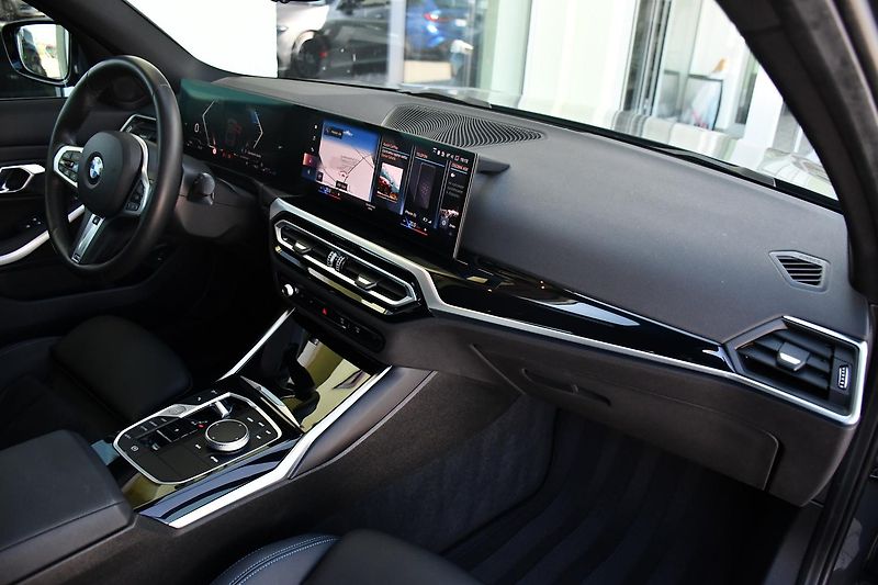 BMW Řada 3 320d xDrive M-SPORT  - fotka 21 z 43