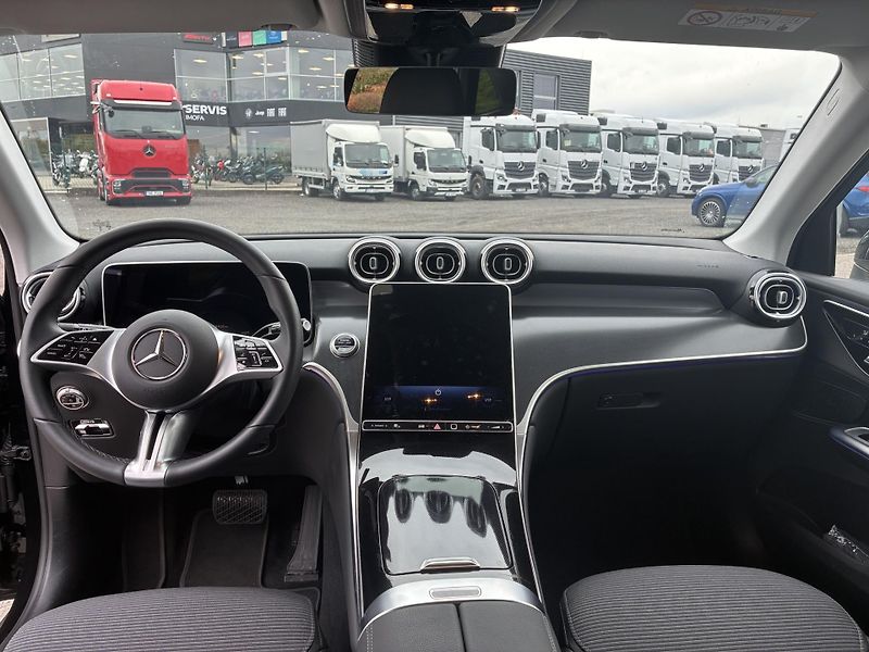 Mercedes-Benz GLC (2025) 200d 4MATIC - fotka 10 z 15