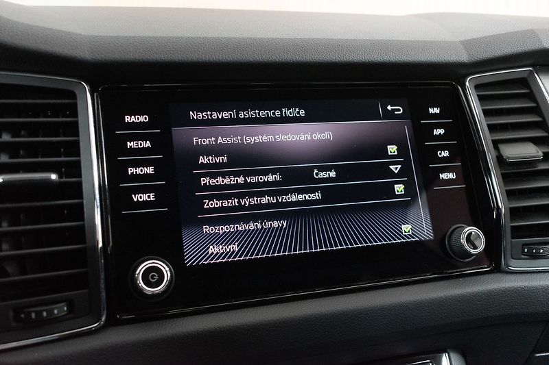 Škoda Kodiaq 2.0 TDI 4x4*DSG*AMBITION*DPH - fotka 32 z 40