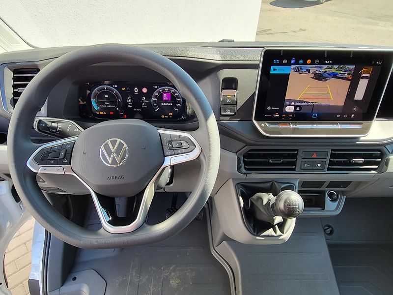 Volkswagen Crafter (2026) Skříň 35 103KW 6G FWD DR-10km - fotka 6 z 27
