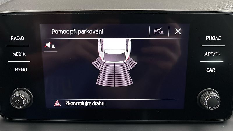 Škoda Scala 1.0 TSI Style - fotka 12 z 23