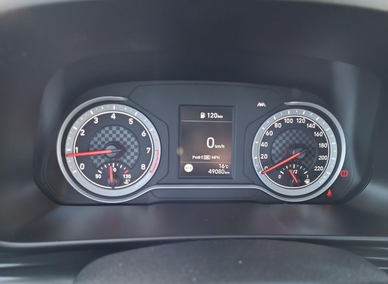 Hyundai i20 1.2i 62kW COMFORT CLUB KLIMA - fotka 13 z 14