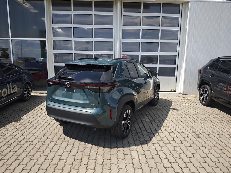 Toyota Yaris Cross (2025) 1.5 HEV 130 1 CVT (2x4) STYLE - fotka 4 z 14