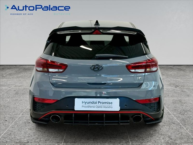 Hyundai i30 2,0   N PERFORMANCE - fotka 5 z 22
