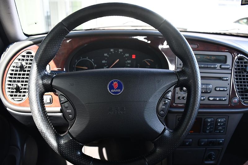Saab 9-3 Aero TURBO VÝHŘEV TEMP - fotka 27 z 44