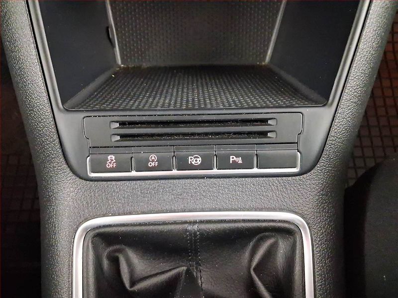 Volkswagen Tiguan (2013) 2.0 TDI, Tempomat - fotka 19 z 22