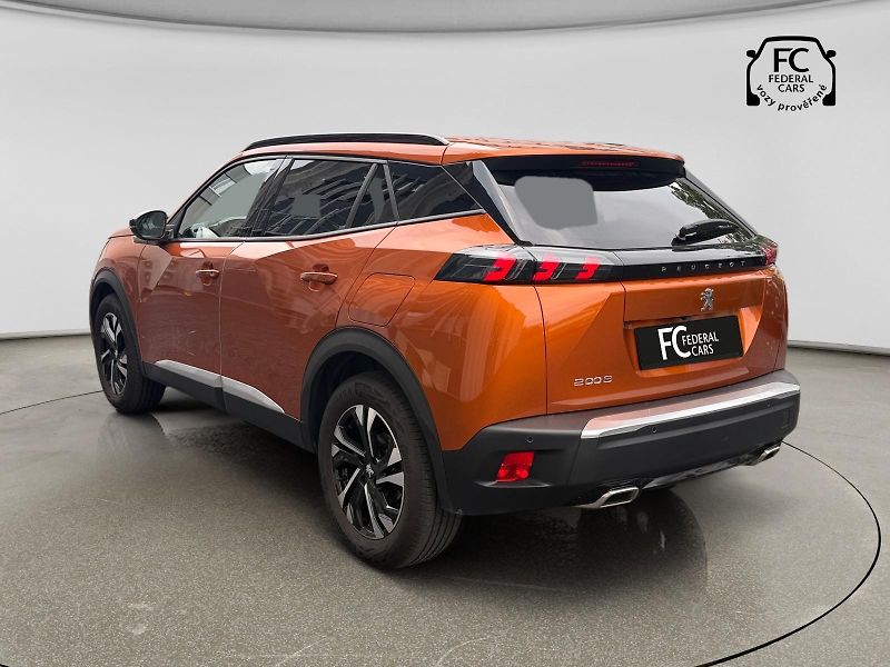 Peugeot 2008 (2023) ALLURE PACK PureTech 130k MAN6 - fotka 3 z 31