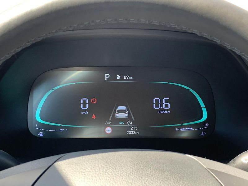 Hyundai i30 WG FAMILY 1.5 T-GDi 103kW DCT - fotka 16 z 29