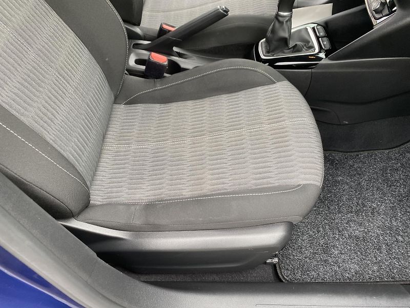 Opel Corsa 1.2i 75PS LIFE NAVI ALU 88TKM! - fotka 131 z 158