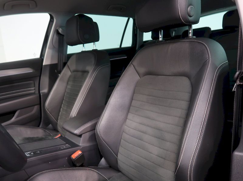 Volkswagen Passat (2023) ELEGANCE 2.0TDI 110kW DSG - fotka 10 z 34